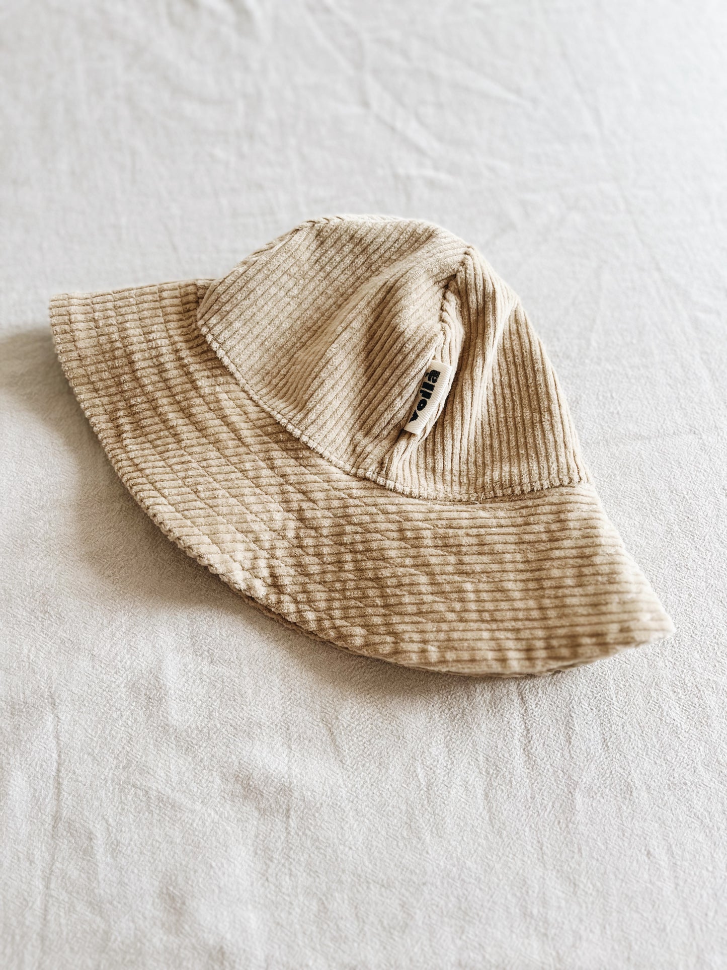 Chapeau Velours Côtelé