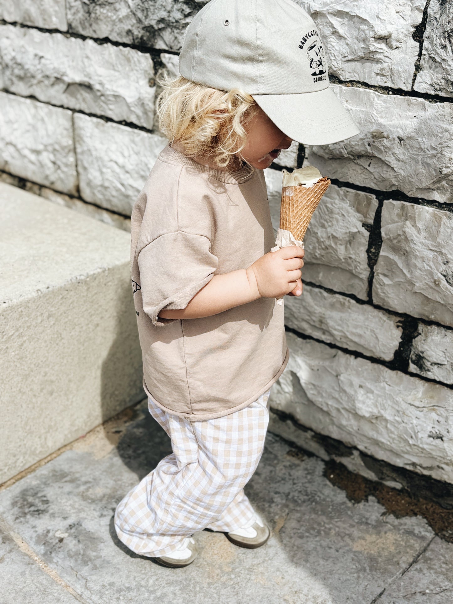 T-Shirt Oversize "Babyccino club" - Beige foncé
