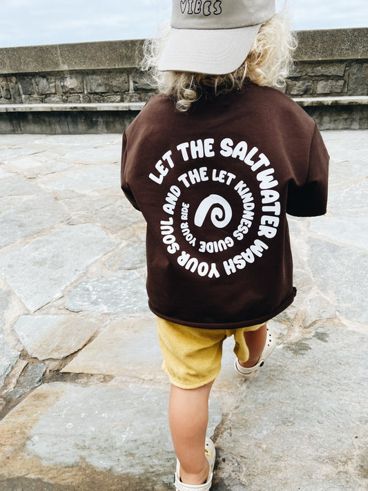 T-Shirt Oversize "Saltwater & kindness" - Chocolat Noir