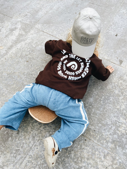 T-Shirt Oversize "Saltwater & kindness" - Chocolat Noir