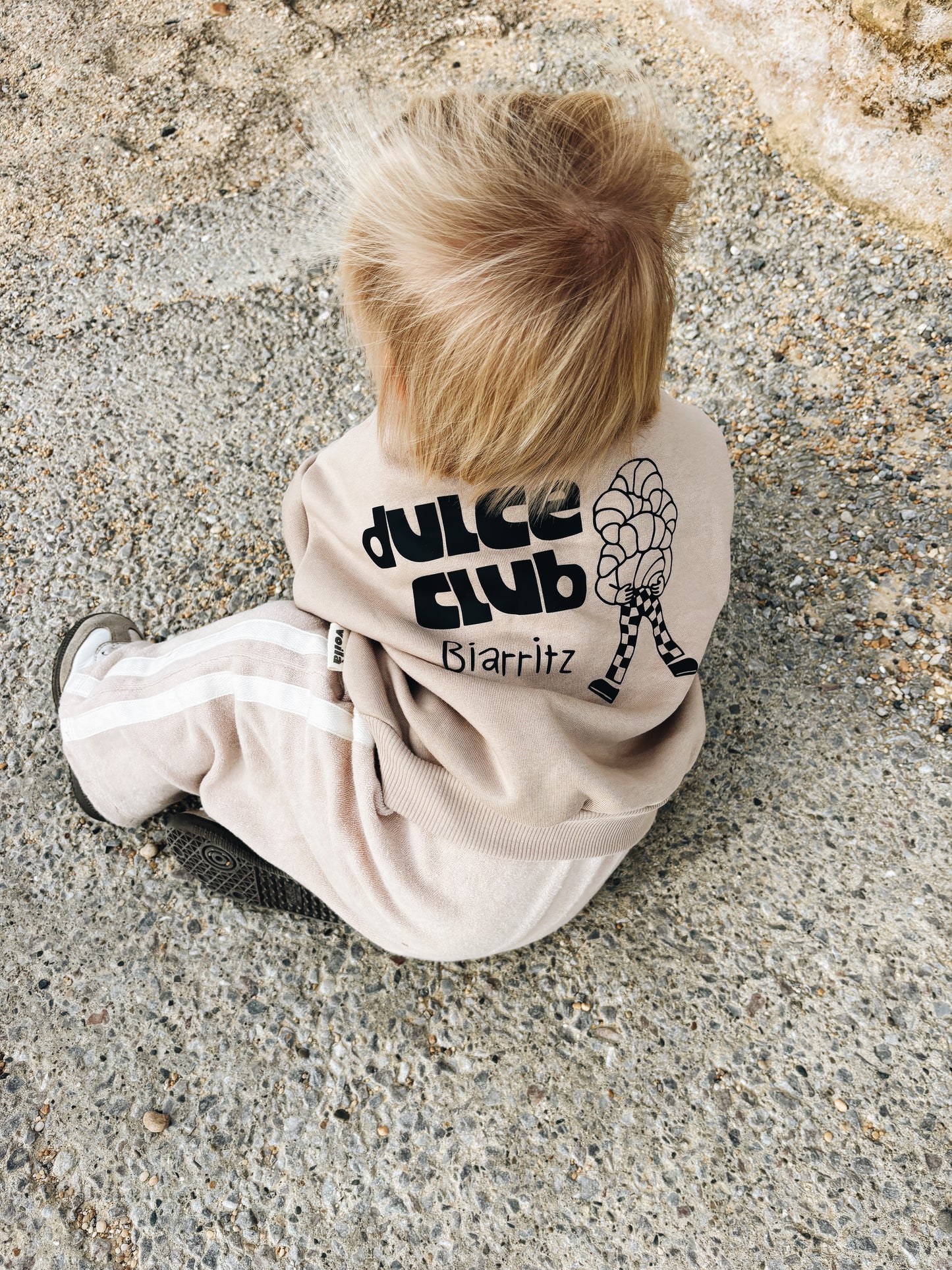Sweat "Dulce Club Croissant" À Personnaliser - Beige Foncé
