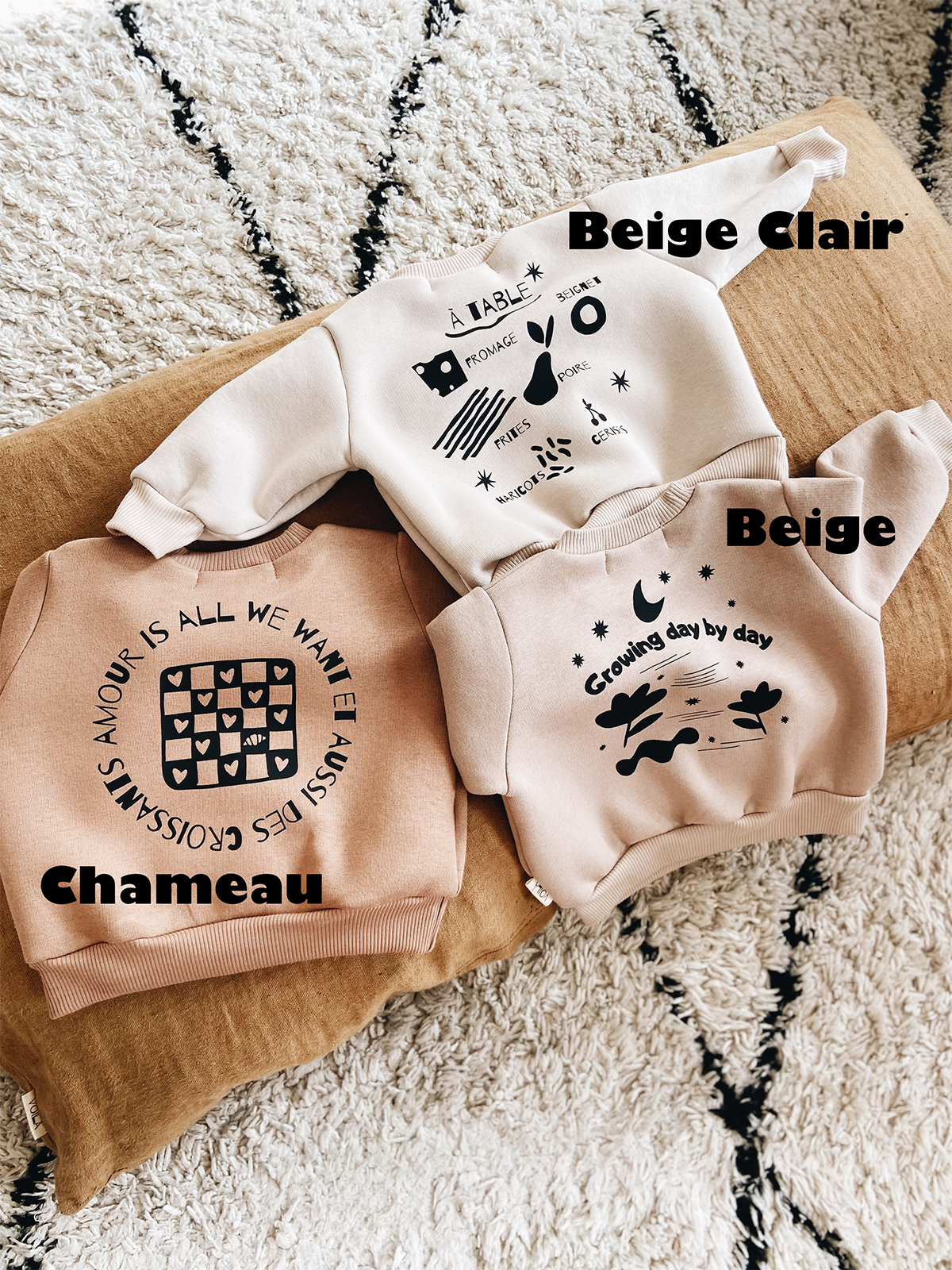 "Love" Beige Contrast Sweatshirt